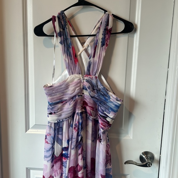 Calvin Klein floral dress - Picture 4 of 5